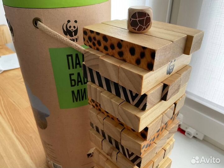 Падающая башня Миомбо