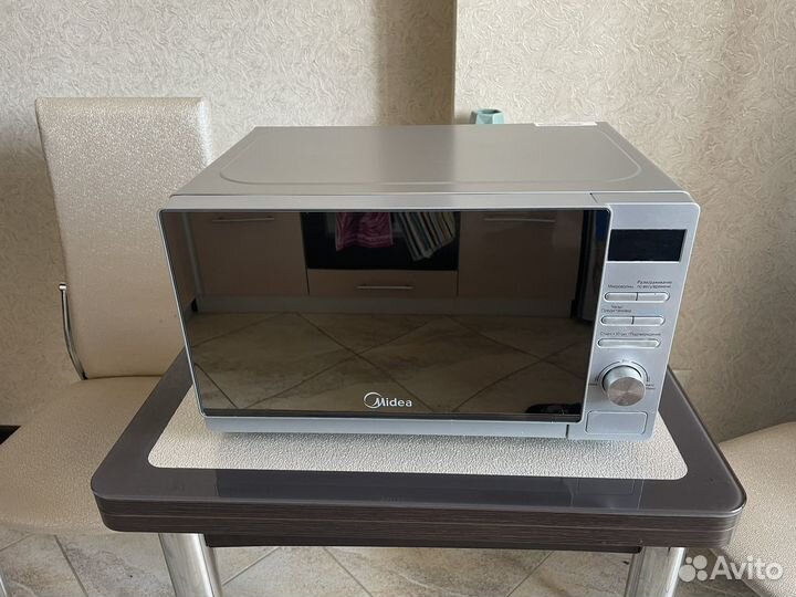 Микроволновая печь Midea