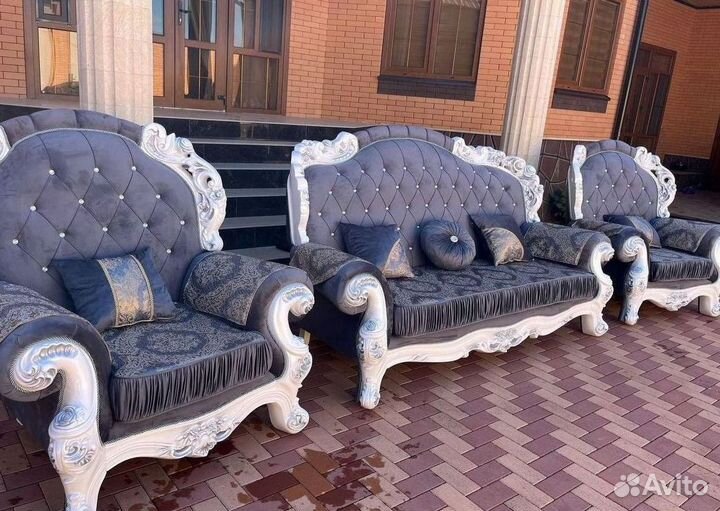Диван и кресла