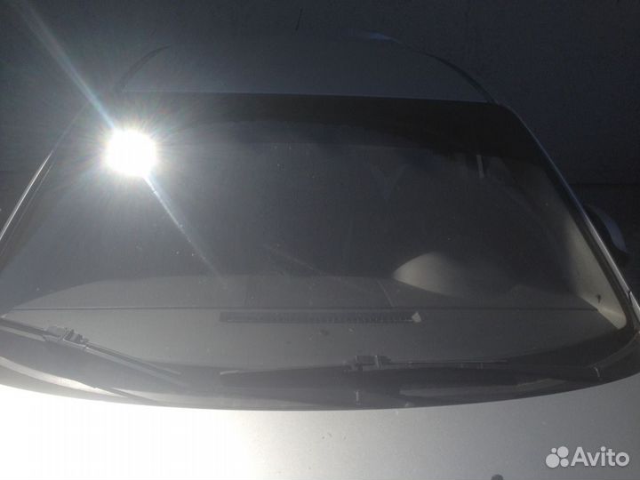 Стекло лобовое Мазда 3