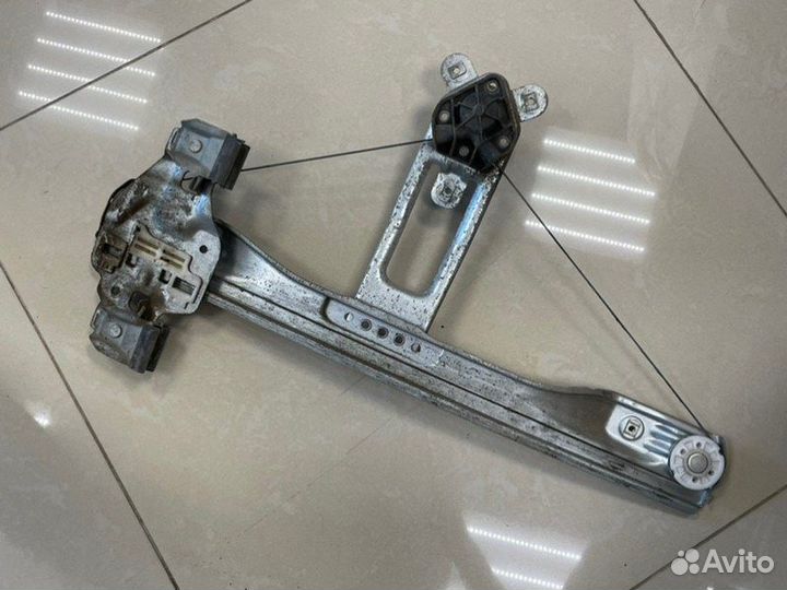 Стеклоподъемник задний левый Chevrolet Cruze J300