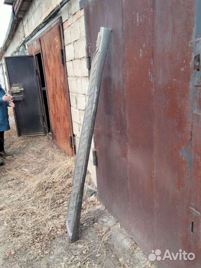 Накладка подножки правая Паджеро 3 рестайлинг