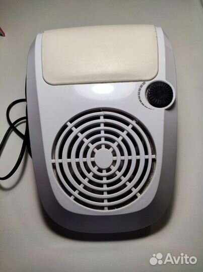 Подставка - пылесос для маникюра