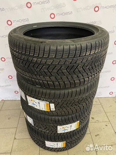 Pirelli Scorpion Winter 325/40 R22