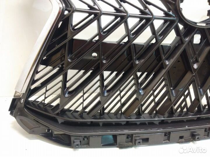 Решетка радиатора Lexus Lx 3 2016
