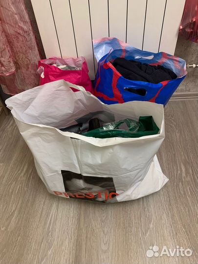 Женские вещи и обувь пакетом