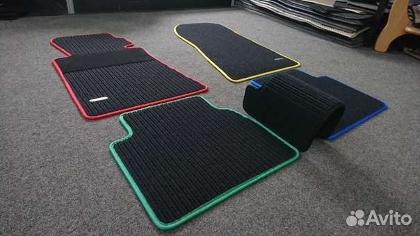 Автоковрики Azzurro для Mercedes-Benz W201 (190)