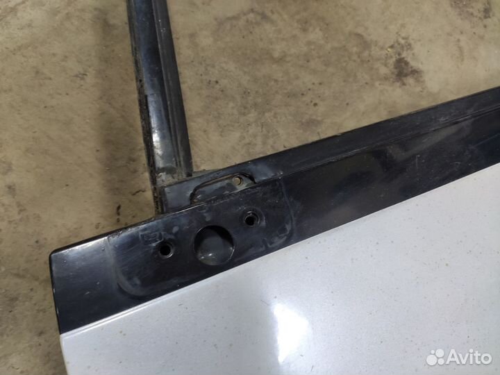 Дверь передняя левая Toyota Estima