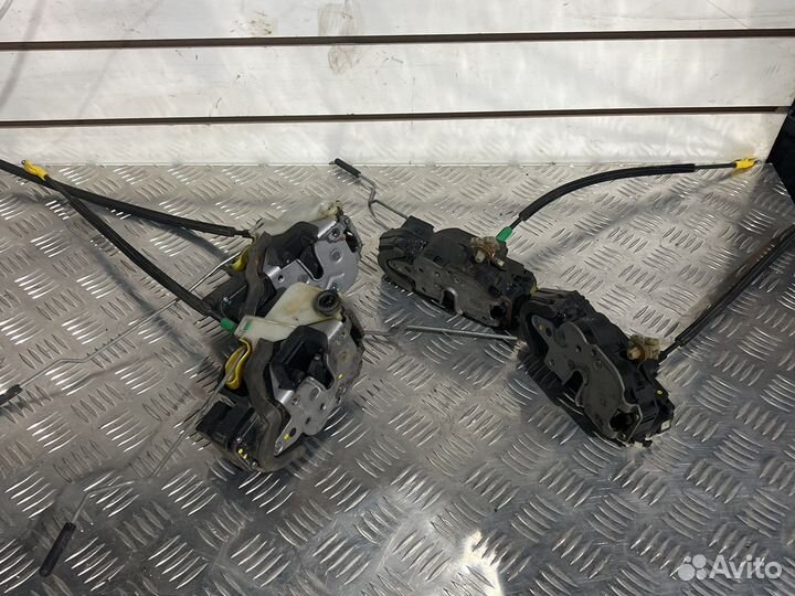 Замок двери передний правый chevrolet cruze