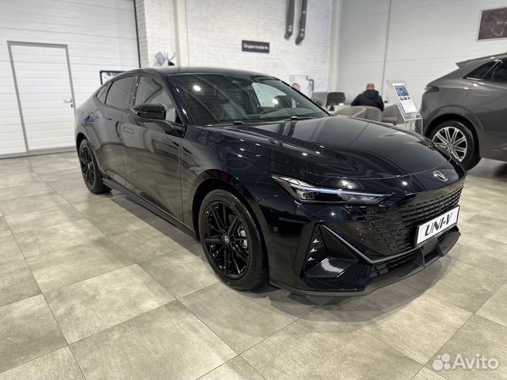 Changan UNI-V 1.5 AMT, 2024