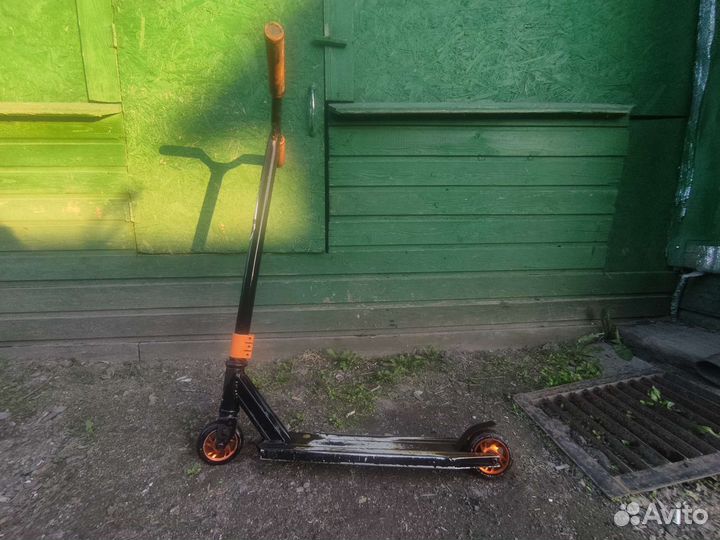 Трюковой самокат