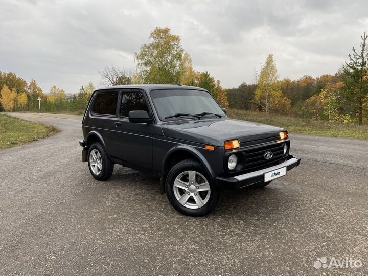 LADA 4x4 (Нива) 1.7 МТ, 2020, 35 000 км