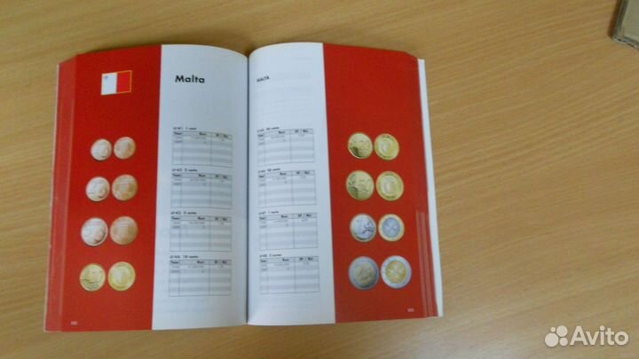 Евро каталог монет и банкнот 2011 г, Leuchtturm