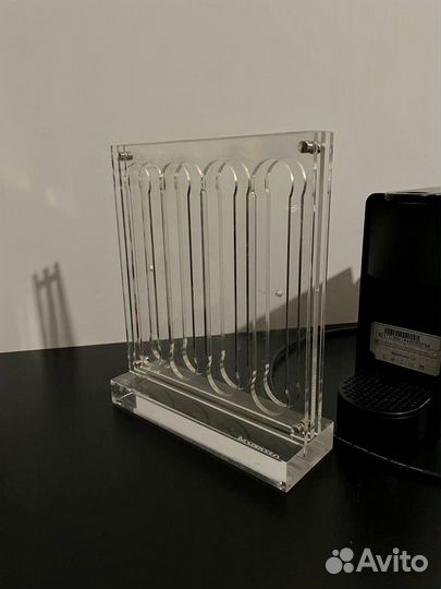 Кофемашина nespresso с капучинатором и держателем