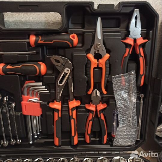 Набор инструментов 142