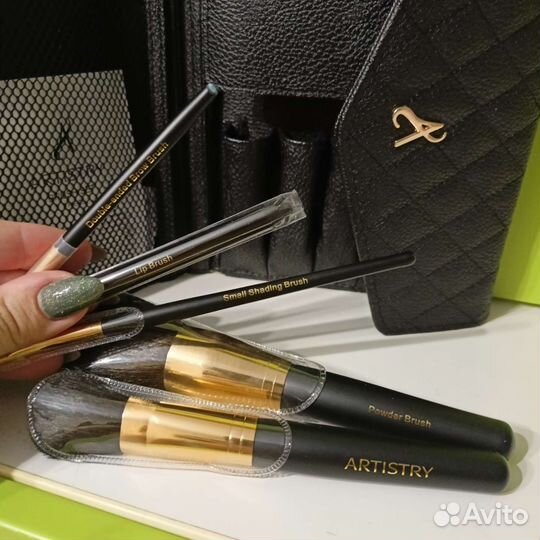 Набор кистей Амвэй. Artistry