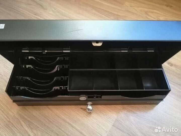 Денежный ящик для кассы