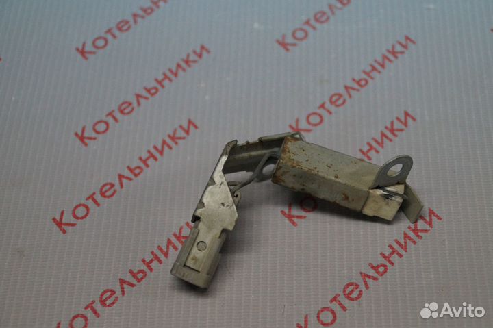 Nissan 31037-8E002 Резистор кпп