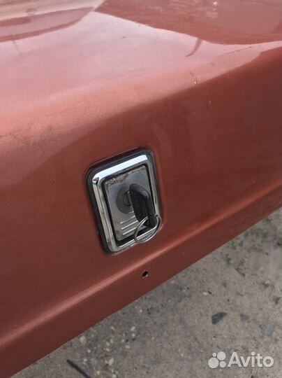 Крышка багажника volvo 240