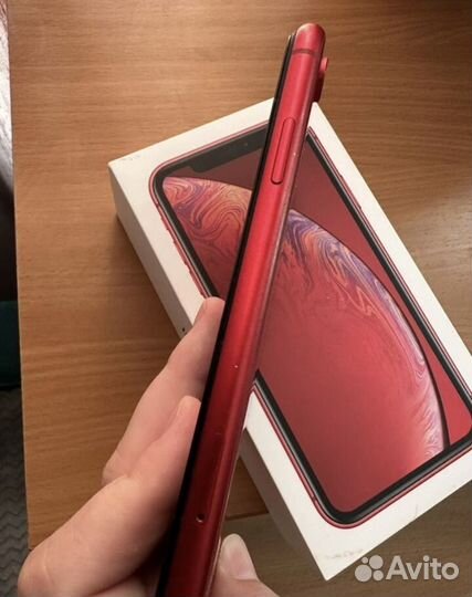 iPhone Xr, 64 ГБ