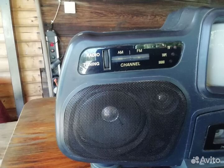 Телемагнитола HT-555А