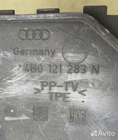 Воздуховод радиатора Audi A6 C5 4B рест