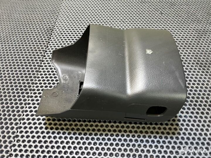 Кожух рулевой колонки Toyota FJ cruiser