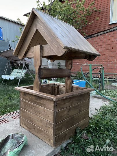 Колодец декоративный