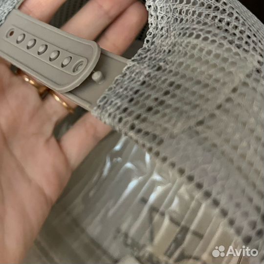 Бейсболка новая