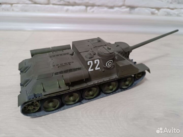 Модель танка су 100 Звезда