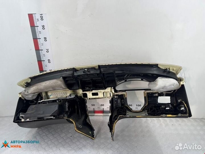 Панель передняя салона (торпедо) Mercedes-Benz