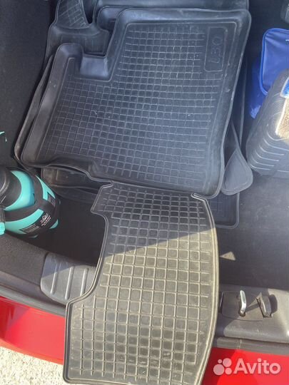 Автомобильные коврики