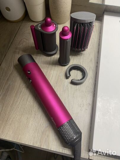 Стайлер dyson