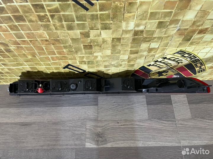 Фонарь задний в бампер левый Audi Q7 4M 2015-2023