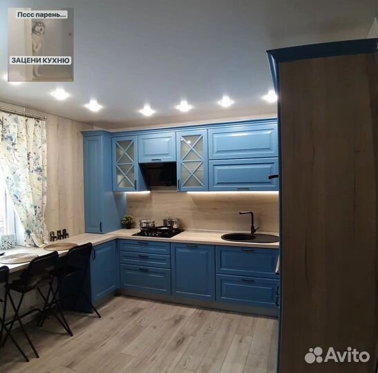 Прямая в потолок кухня на заказ