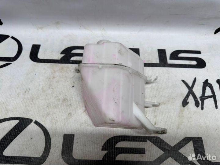 Бачок расширительный Toyota Camry 70 2017-Н.в