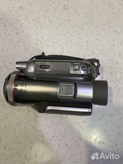 Цифровая видеокамера panasonic NV-GS500