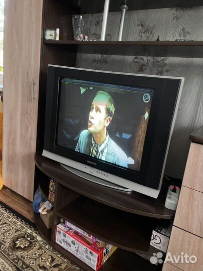 Телевизор samsung