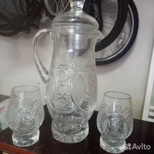 Кувшин стекло