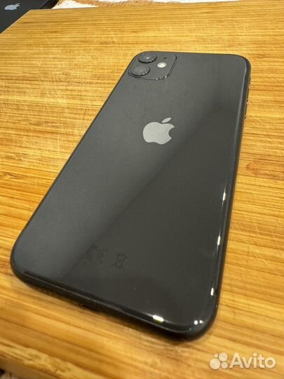 iPhone 11, 128 ГБ