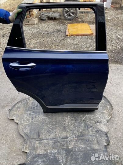 Дверь задняя правая Hyundai Santa Fe 4 c 2018