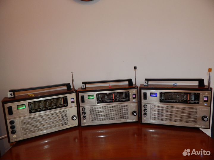 Советский радиоприемник Океан 214 с FM