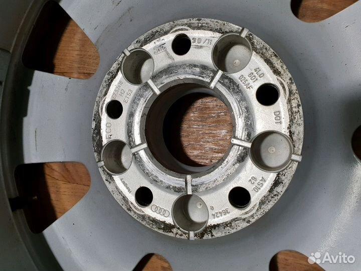Audi Q7 оригинальный диск r18
