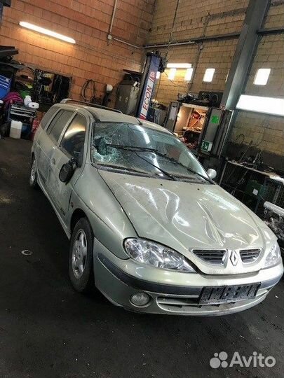 Разбор на запчасти Renault Megane