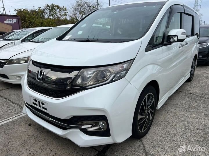 Honda Stepwgn 1.5 CVT, 2017, 44 200 км