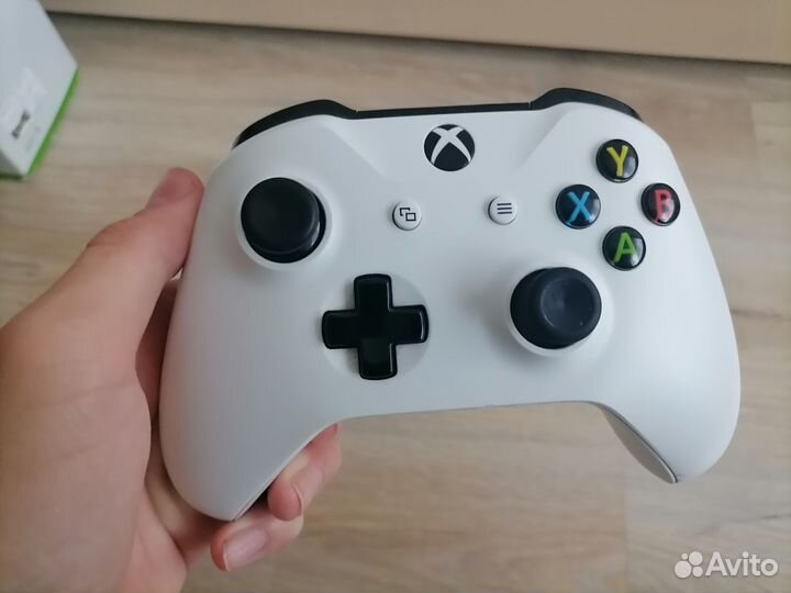 Xbox One s 500гб