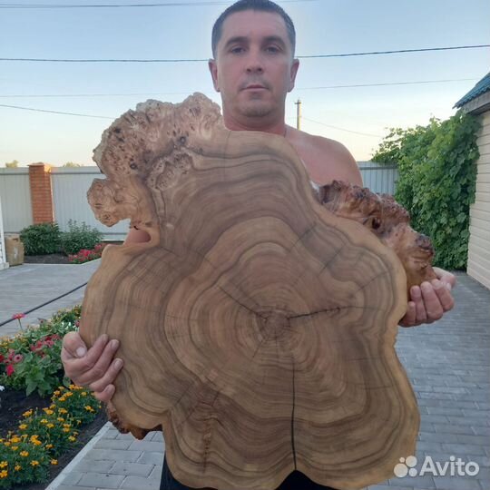 Журнальный столик