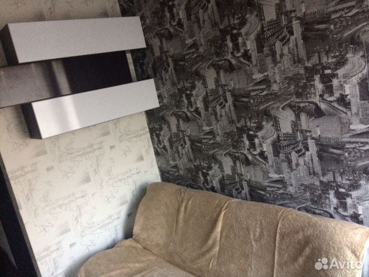 Полка подвесная