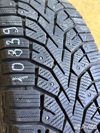 Gislaved NordFrost 100 SUV 215/65 R16 102T