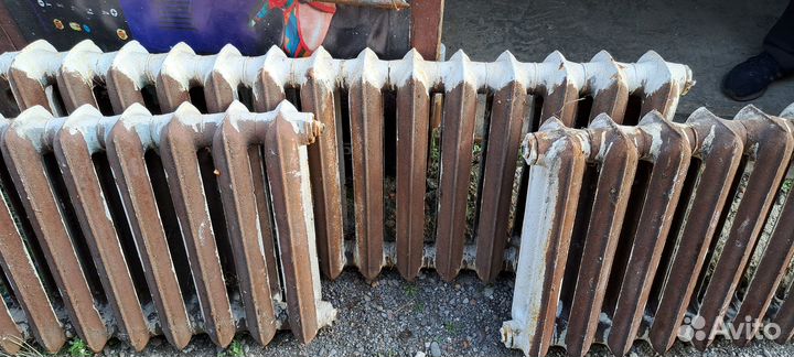 Продам чугунные радиаторы